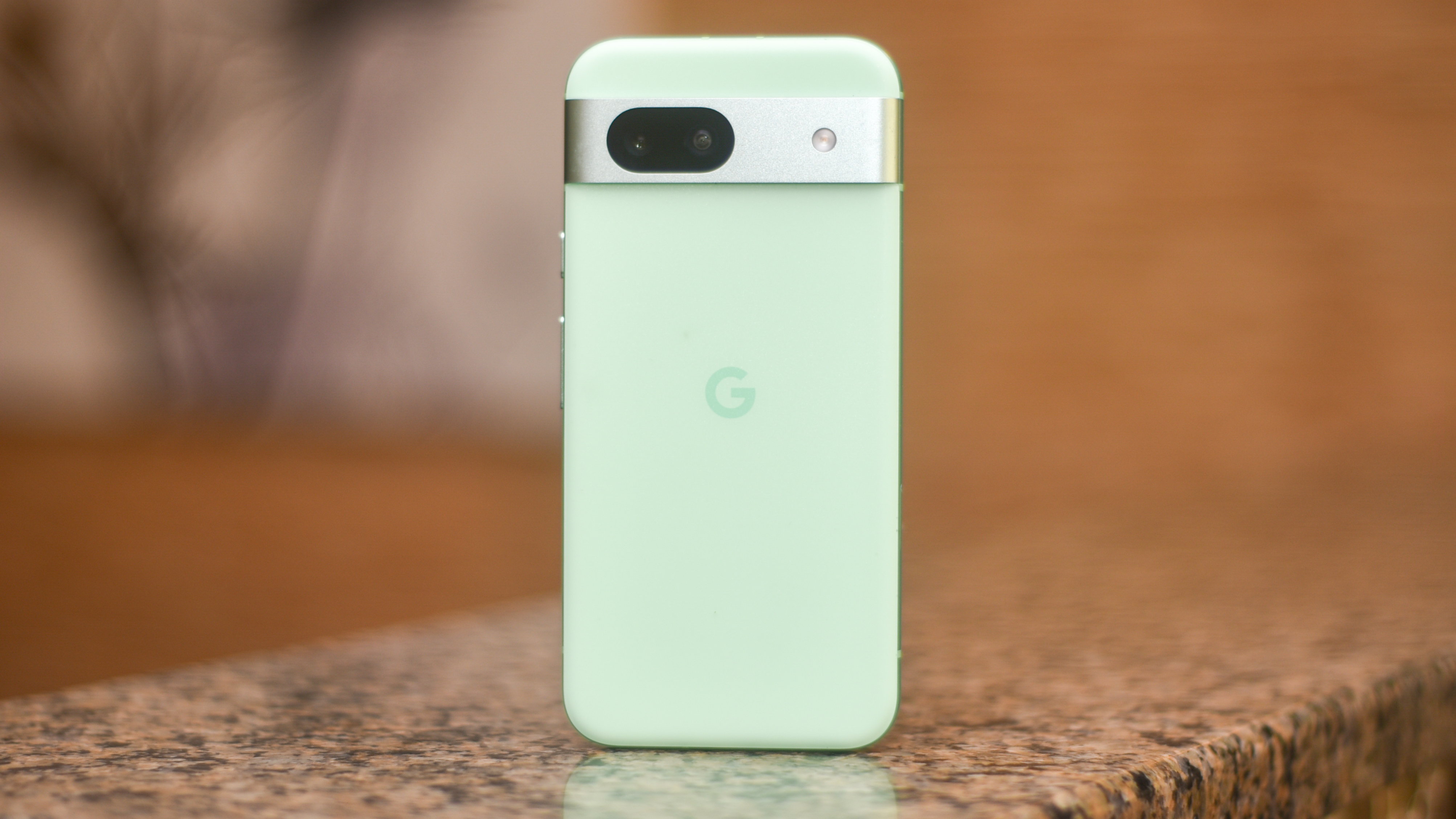 Похоже, что утечка информации о бесплатных предложениях для Google Pixel 9a уже произошла, но в ней есть одно заметное упущение