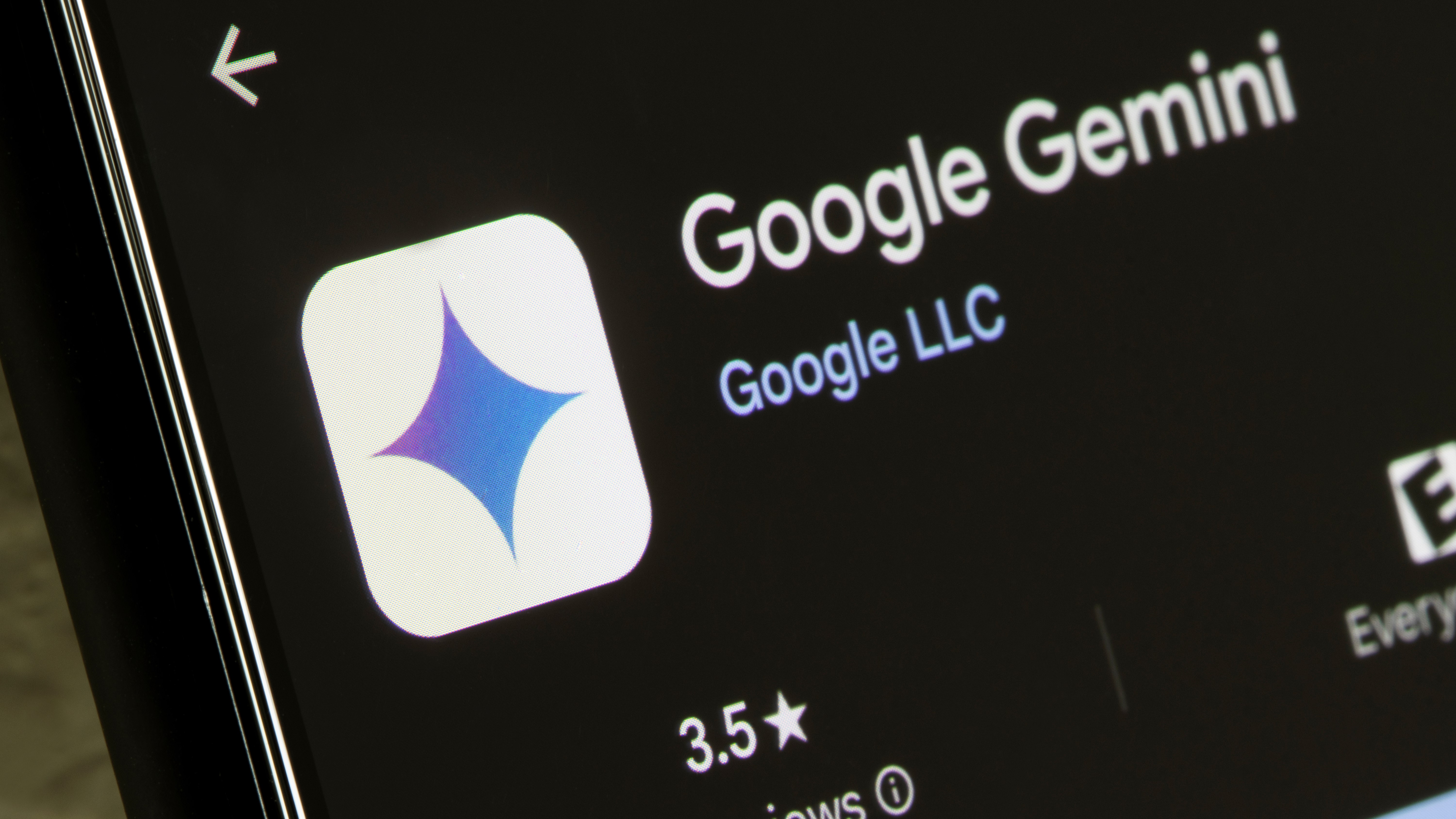 Обновление Google Gemini делает искусственный интеллект гораздо более полезным, когда телефон заблокирован